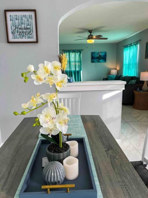 فيلا House Of Manatees-Entire House With Yard, Fire Pit, Dog Friendly كريستال ريفر المظهر الخارجي الصورة