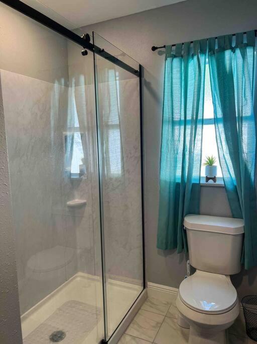 فيلا House Of Manatees-Entire House With Yard, Fire Pit, Dog Friendly كريستال ريفر المظهر الخارجي الصورة